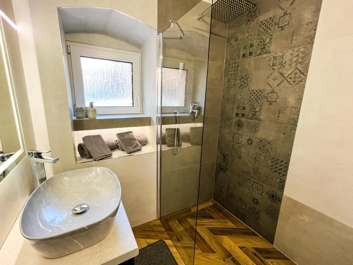Przycup W Karkonoszach Apartamenty Apartamenty W Okolicy Karpacza 7 Minut Od Karpacza Marczyce Sosnowkakarkonosze, Karpacz, Szklarska Poreba- Sauna Finska 0*,  Polonia