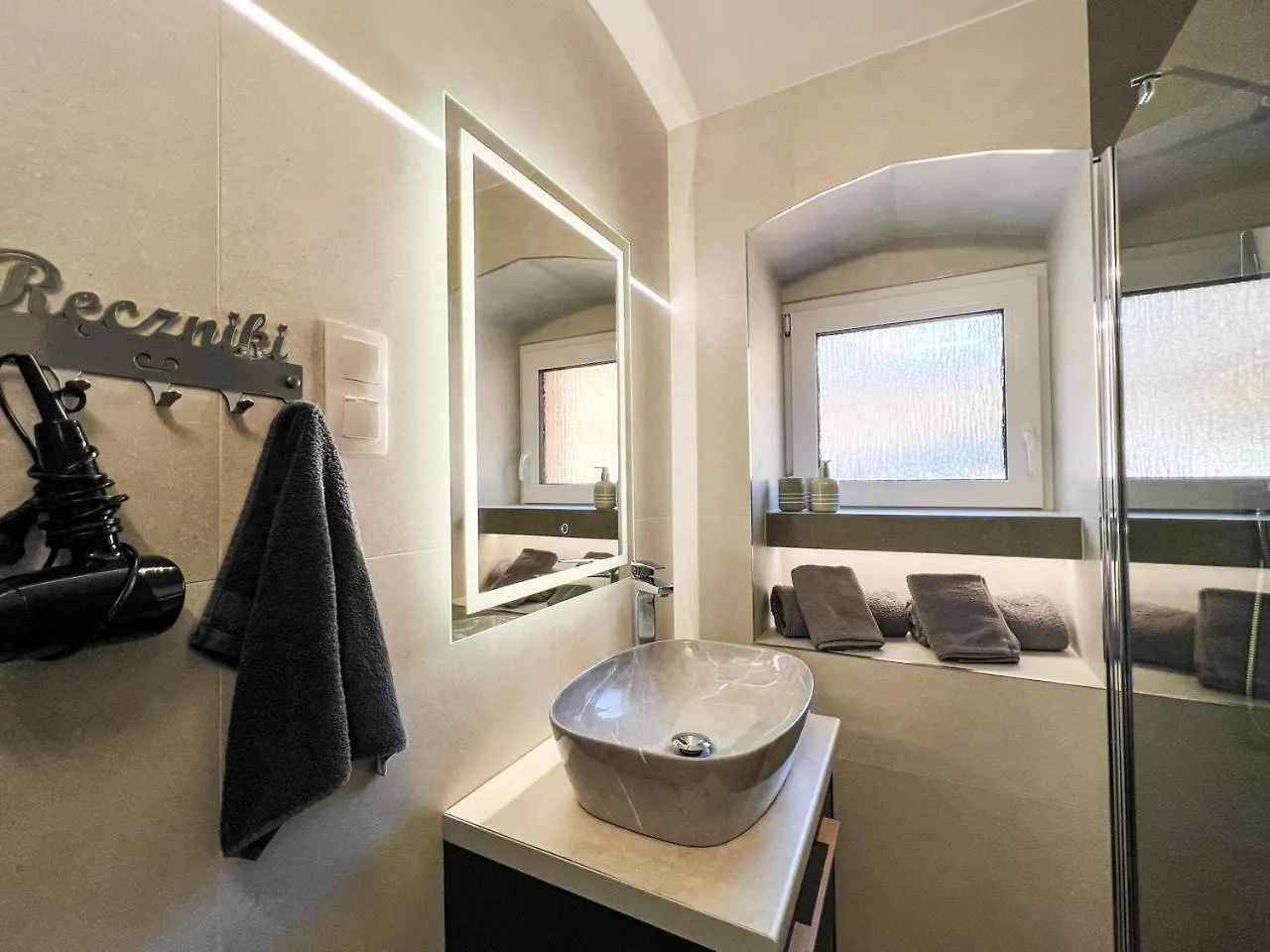 Przycup W Karkonoszach Apartamenty Apartamenty W Okolicy Karpacza 7 Minut Od Karpacza Marczyce Sosnowkakarkonosze, Karpacz, Szklarska Poreba- Sauna Finska
